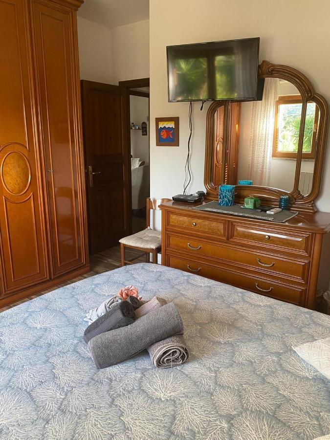 Casa Vittoria Apartment Palau Bagian luar foto