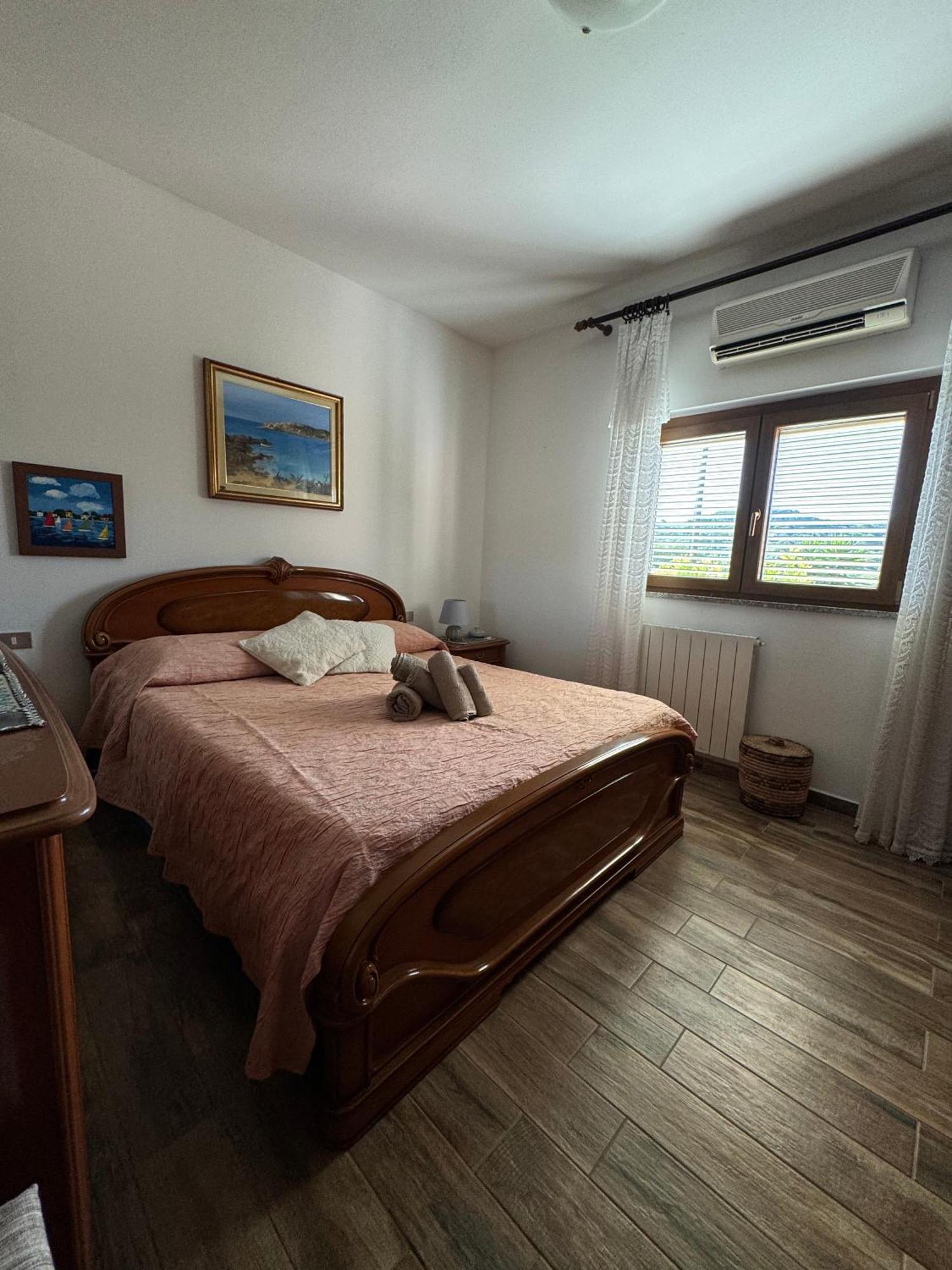 Casa Vittoria Apartment Palau Bagian luar foto