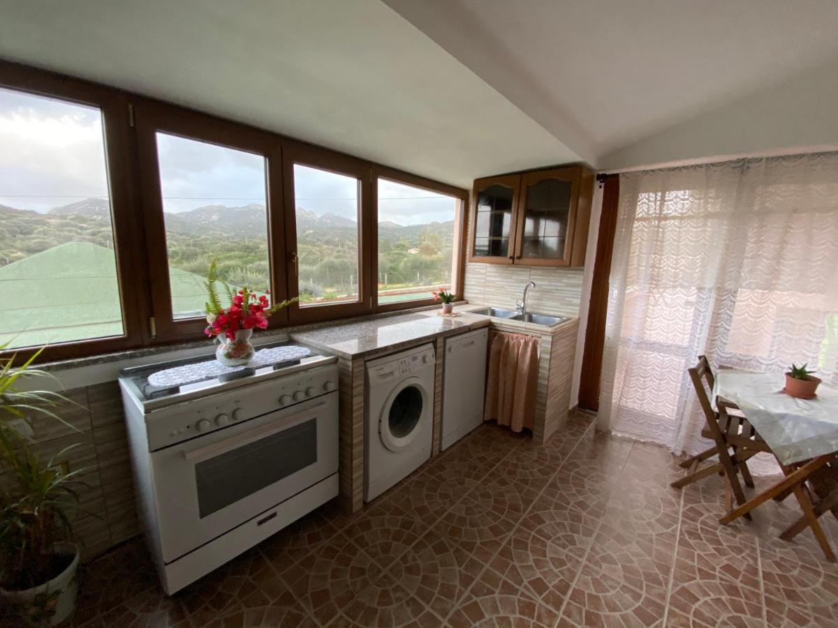 Casa Vittoria Apartment Palau Bagian luar foto