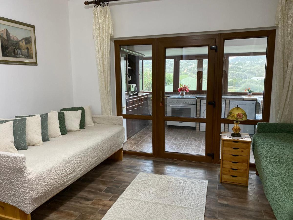 Casa Vittoria Apartment Palau Bagian luar foto