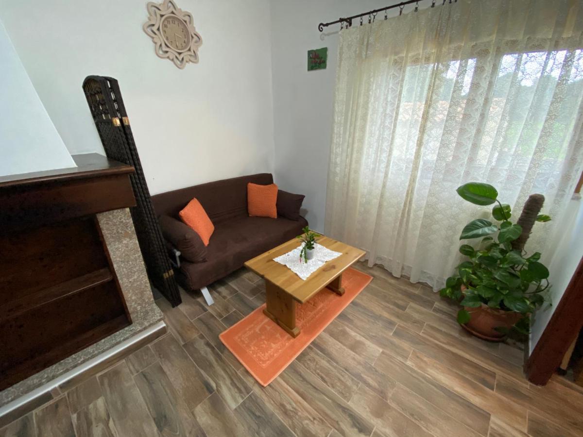Casa Vittoria Apartment Palau Bagian luar foto